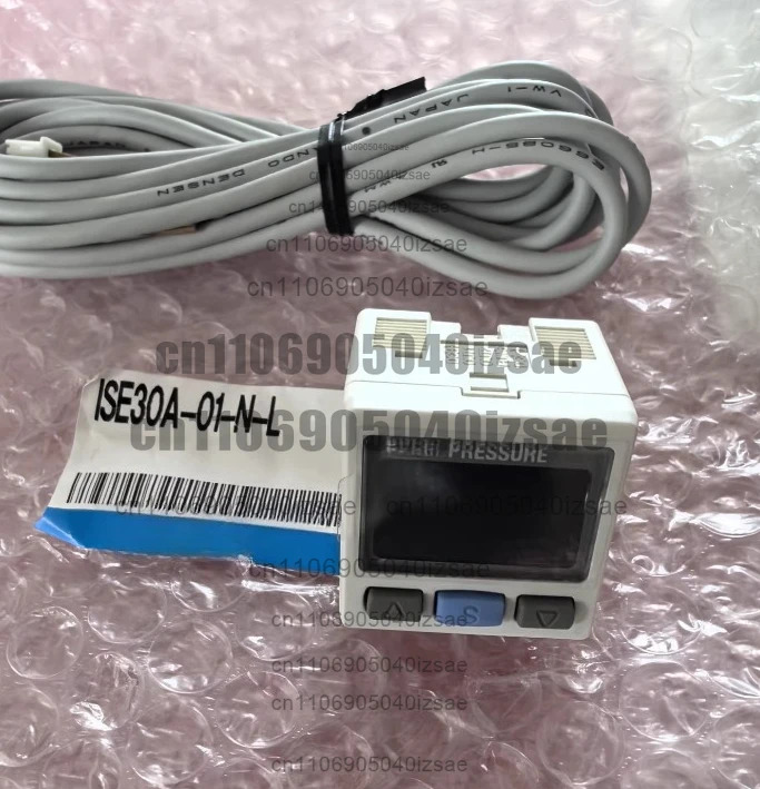 디지털 압력 스위치 ISE30AF-01-N-L 12-24VDC