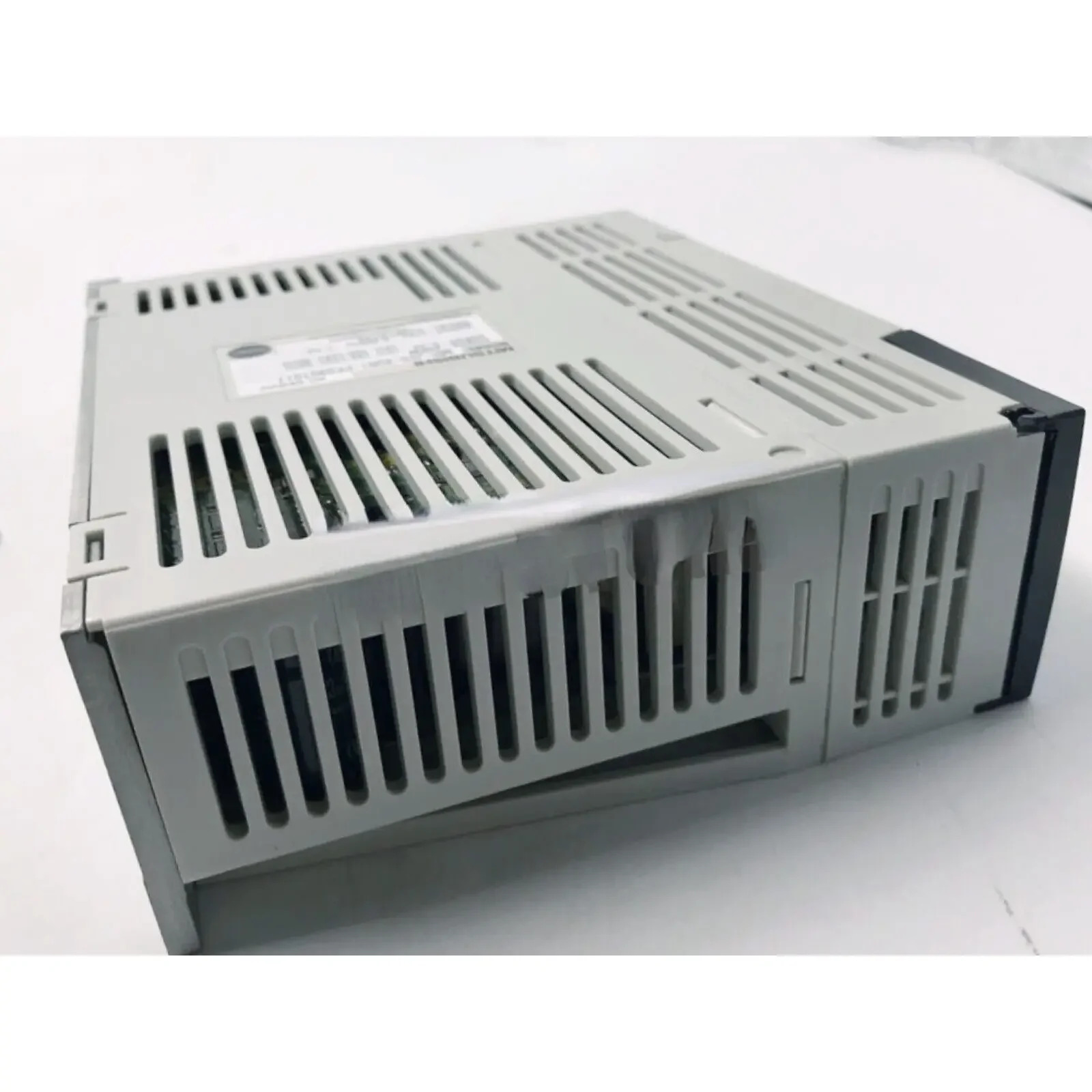 MR-J2S-20B 드라이브 CNC 시스템 기계 12개월 MR J2S 20B