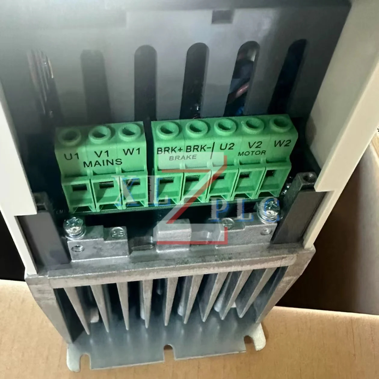 인버터 신규 입고 ACS550-01-05A4-4 ACS550-01-06A9-4
