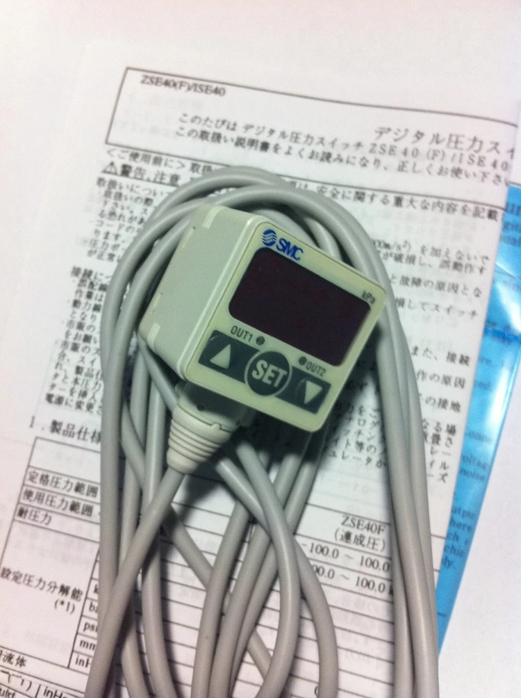 진공 압력 스위치 ZSE40-01-22L ZSE40-01-62L ZSE40-W1-22L