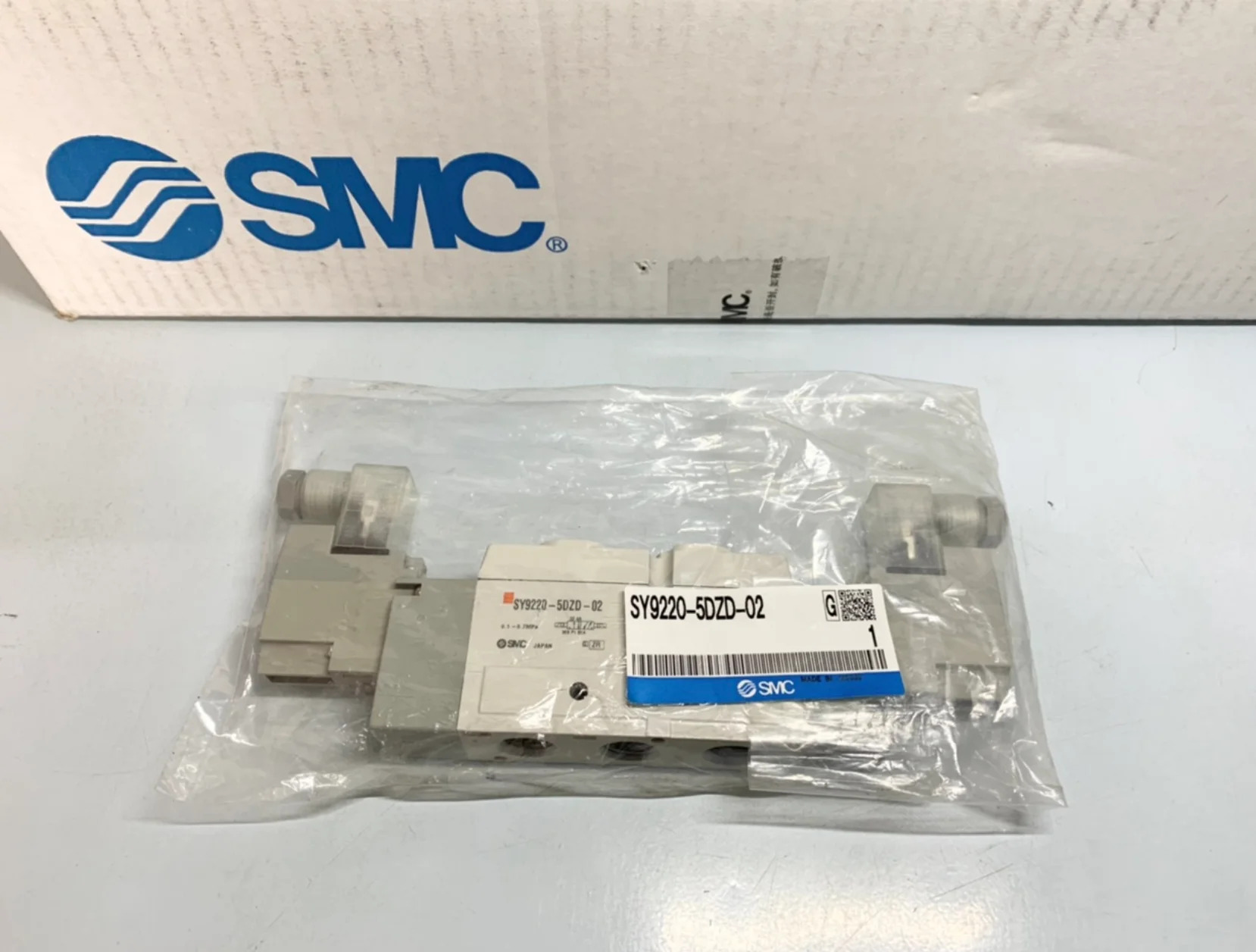 SMC 솔레노이드 밸브 SY9220-5DZD-02 신