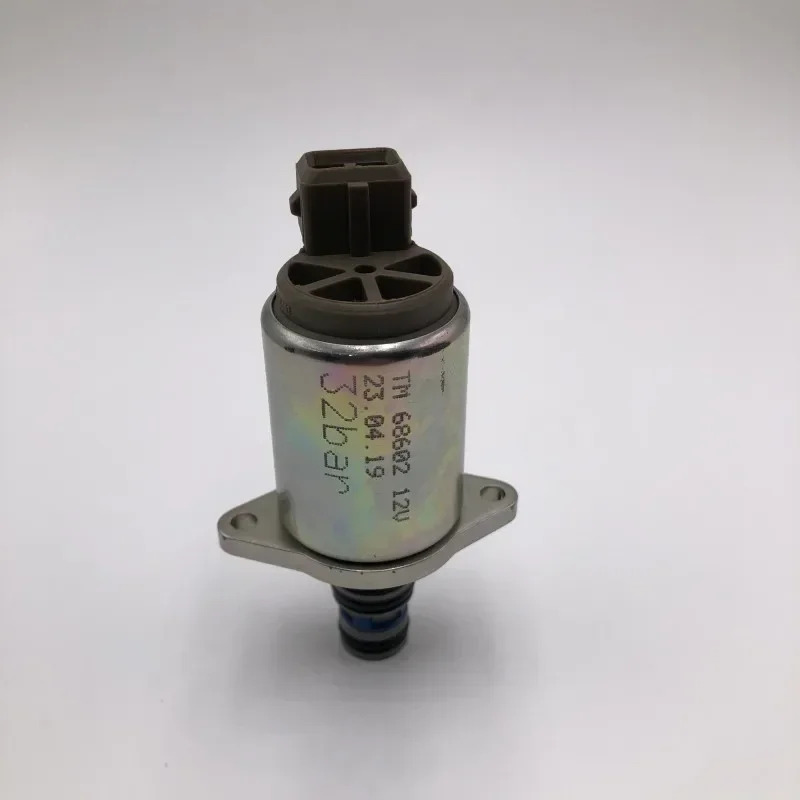 굴삭기 액세서리 TM61602 TM68602 전기 비례 감압밸브 솔레노이드 밸브 12V32BAR