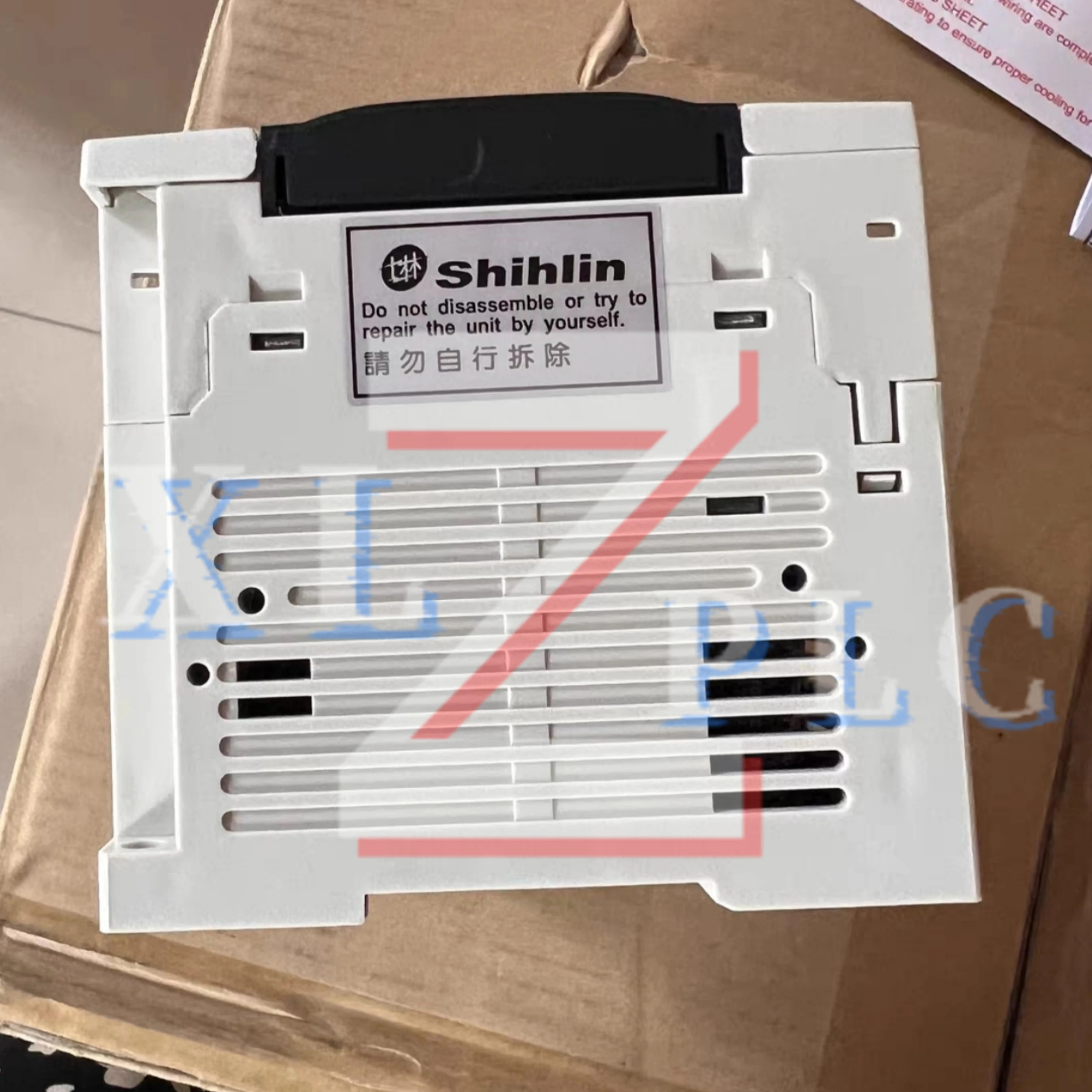 PLC 모듈 원본 AX3GA-60MR-ES AX3GA-60MT-ES