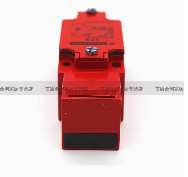 SCHNEIDER 안전 도어 스위치 XCS-A 플매트 카펫 러그보호 잠금 장치 XCS-A702 비전자기 코딩