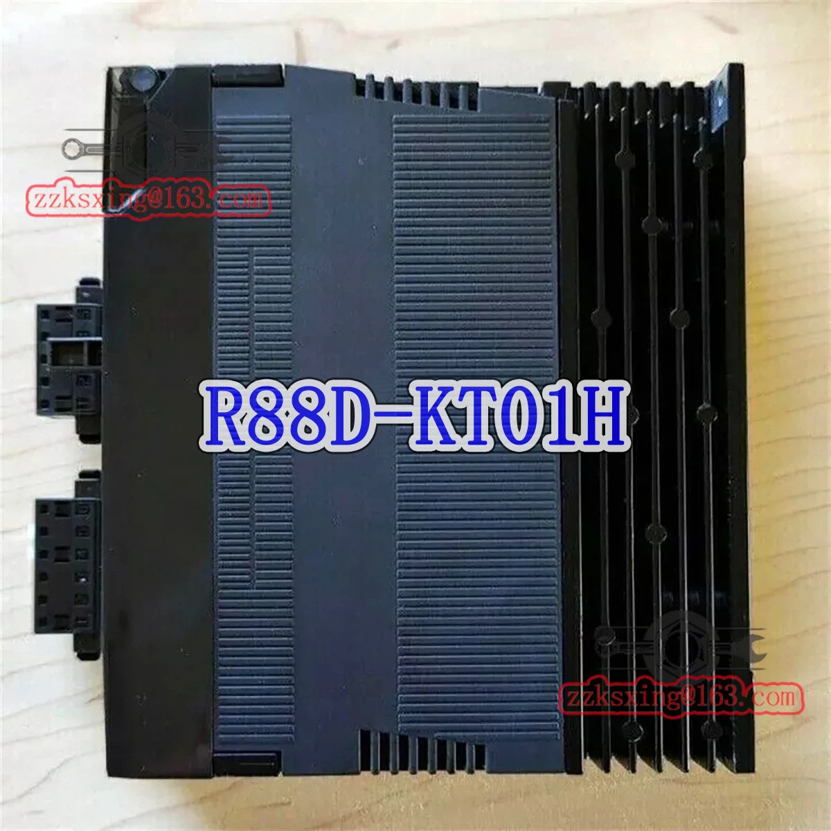 R88D-KT01H AC 서보 드라이버 오리지널 -