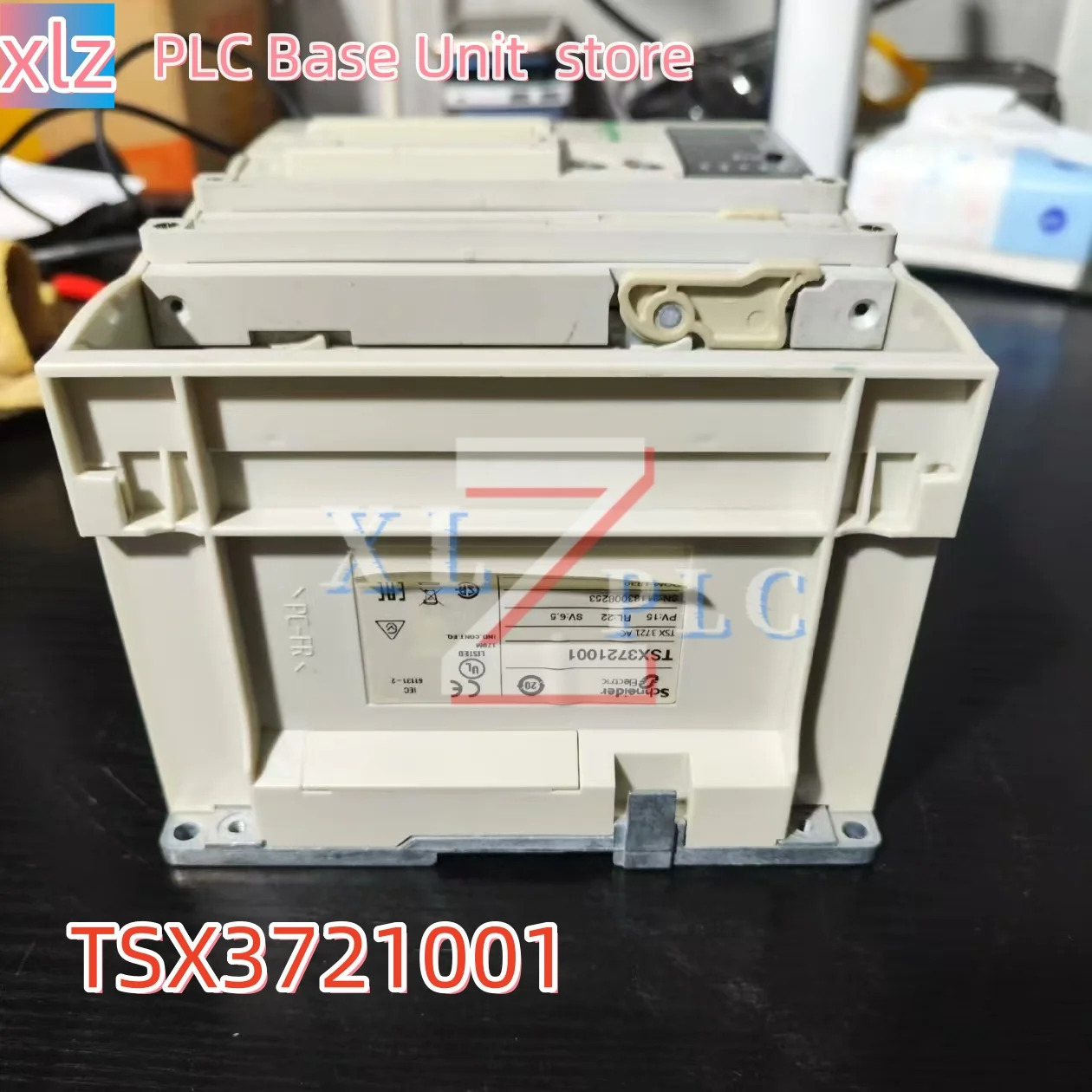 TSX3721001 오리지널 PLC 기본 장치