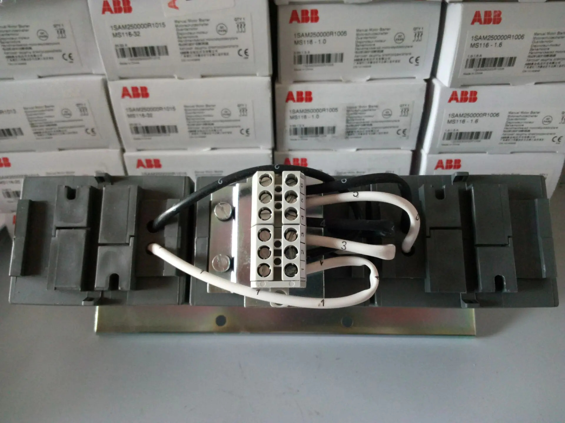 ABB 외부 전류 컨버터 CT5L500R/4 CT5L850R/4 신
