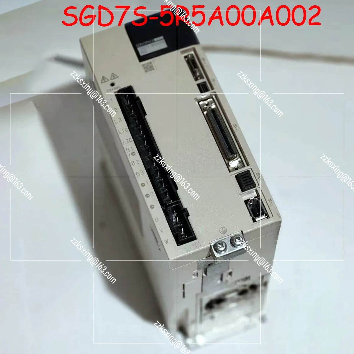 SGD7S-5R5A00A002 오리지널 서보 드라이버 신