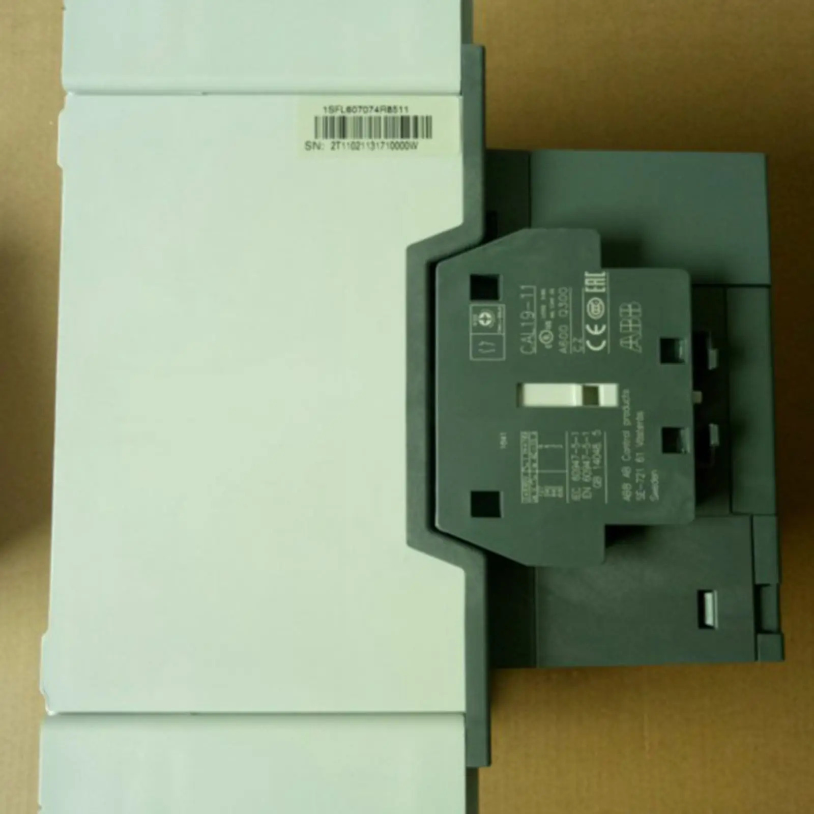 ABB 범접촉기 오리지널 AX 시리즈 전압 220-230VAC AX370- 30-11-80 신