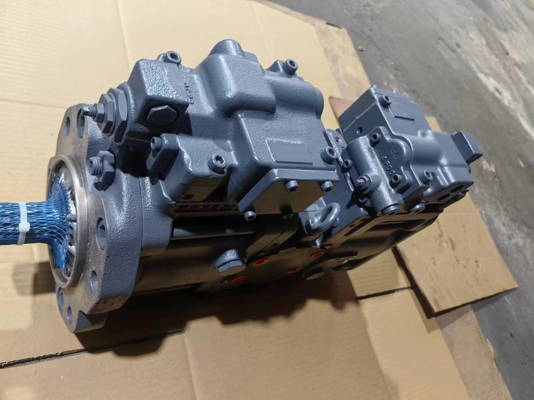 KPM K5V80DTP1A7R-5L09 유압 펌프 K3V 시리즈 K3VL140/B-1NRJM-PO K3VL80/B-1NLSS-L01-L3 피스톤