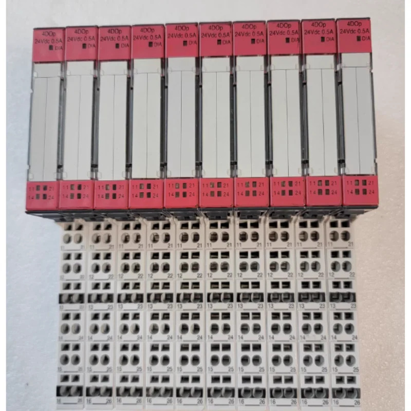 리퍼 BL20-4DO-24VDC-0.5A-P 6827023 모듈 OK