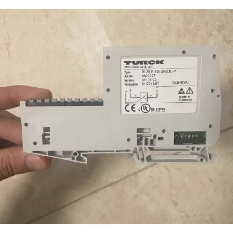 리퍼 BL20-E-8DI-24VDC-P 모듈 6827227 OK