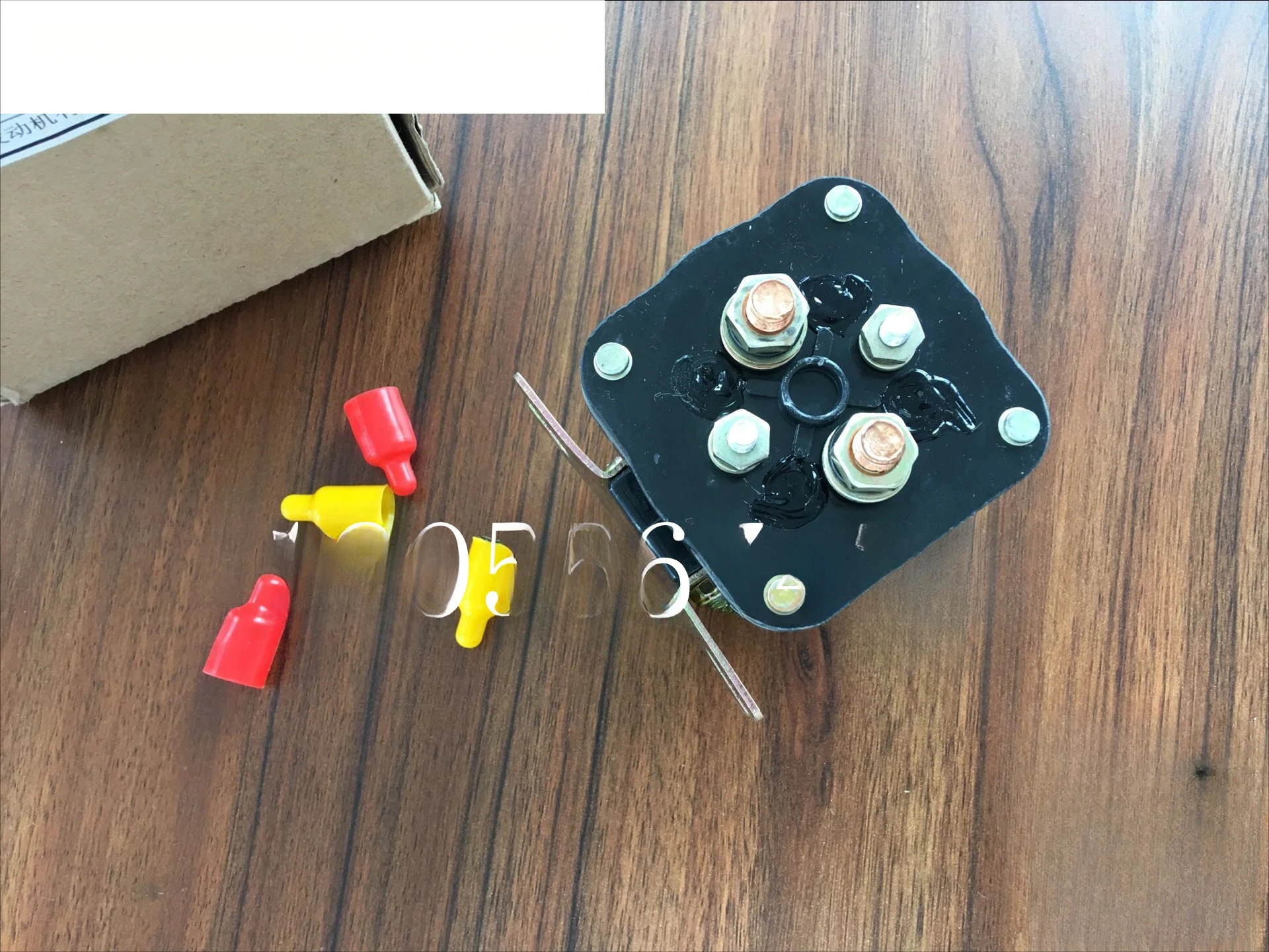 3050692  발전기 릴레이 24V 모터 시작 200A