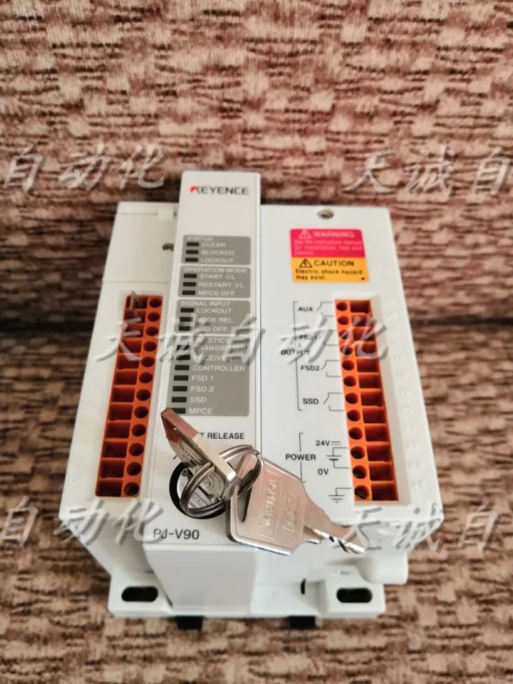 오리지널 KEYENCE 안전 격컨트롤러 PJ-V90