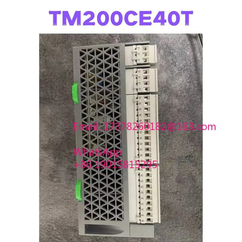 TM200CE40T PLC 컨트롤러
