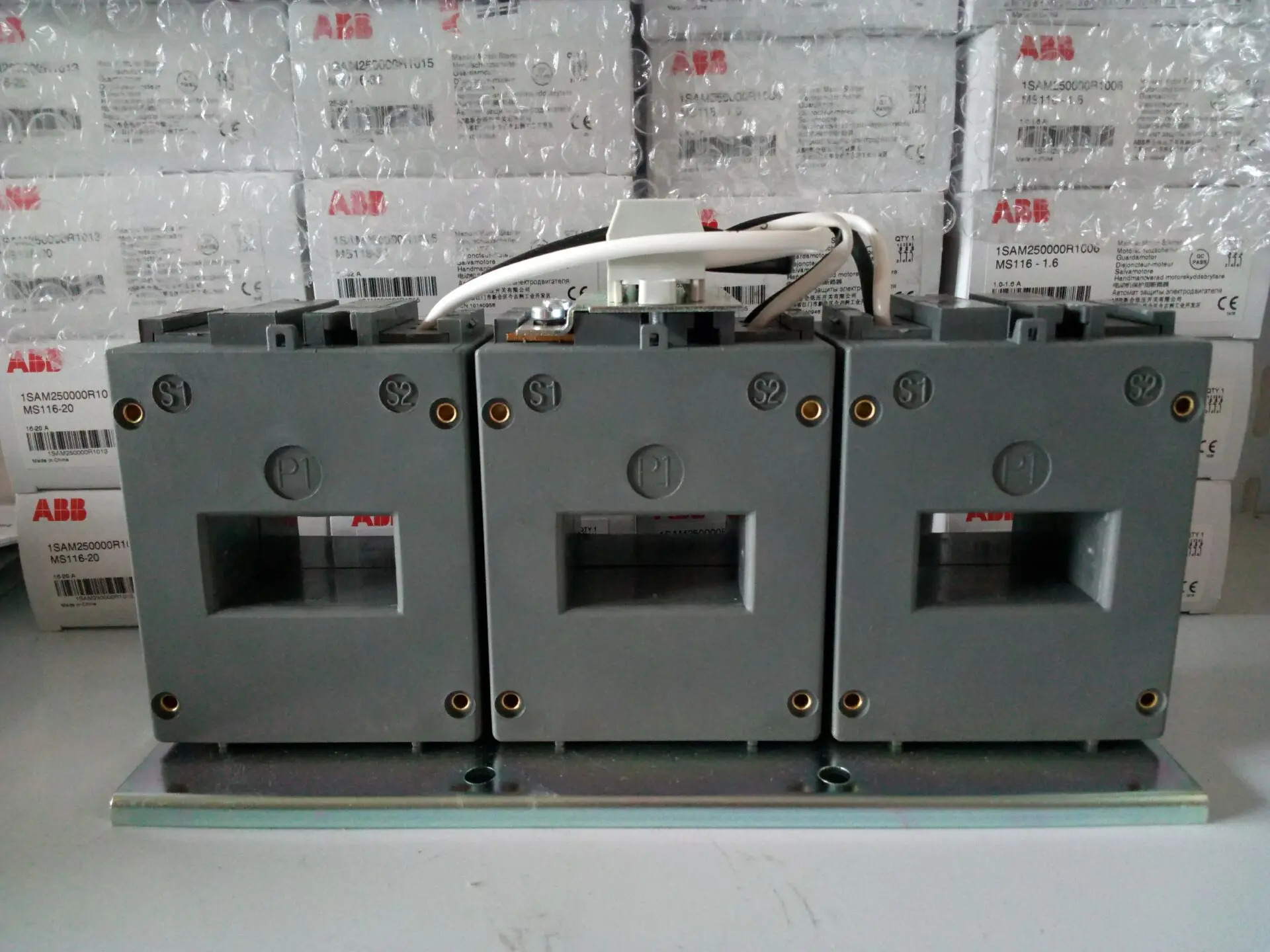ABB 외부 전류 컨버터 CT5L500R/4 CT5L850R/4 신
