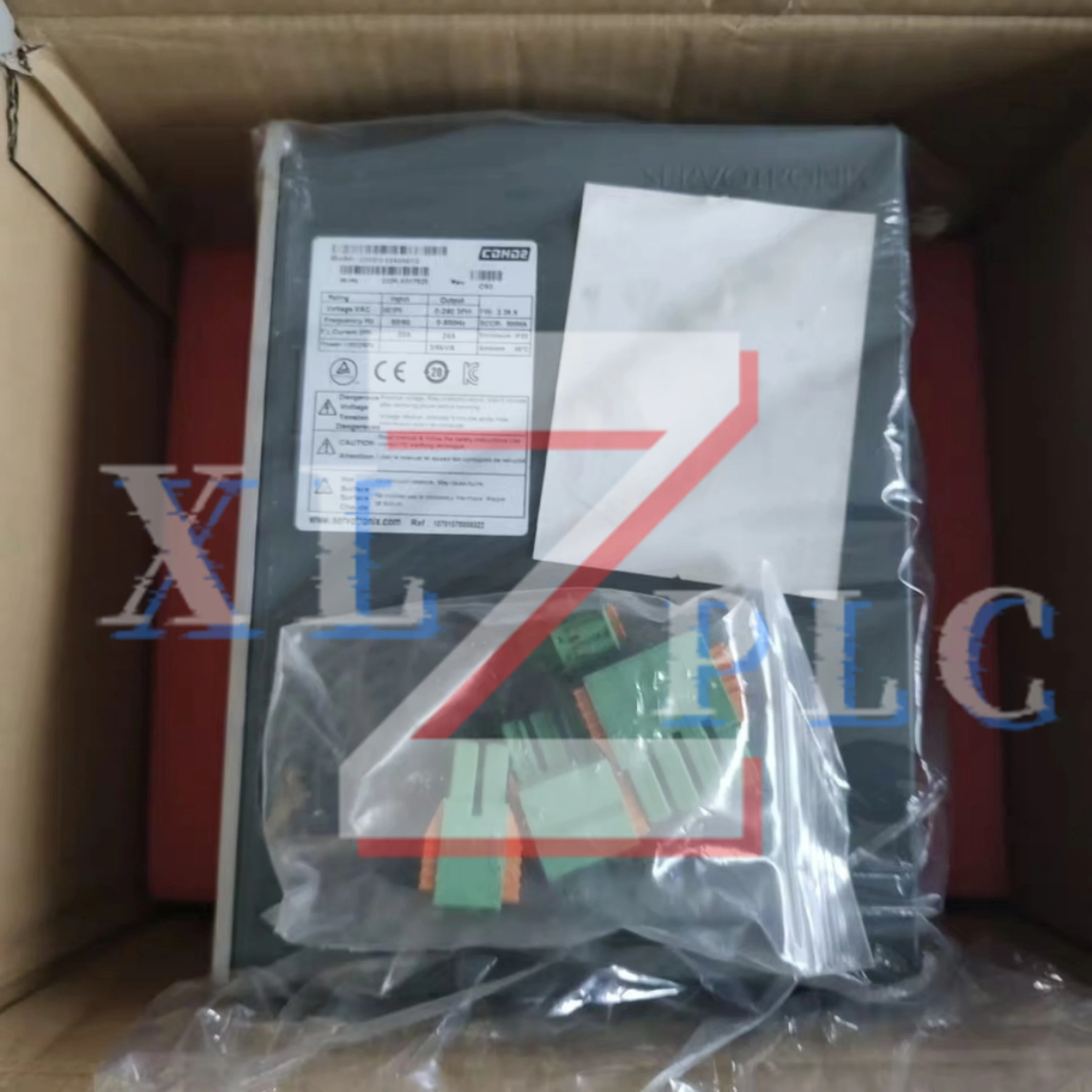 서보 드라이버 원본 CDHD2-0202AEC2 CDHD2-0242AEC2