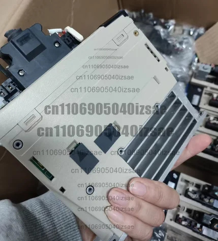 100W 서보 드라이버 SGD7S-R90A00A002 완전 작동 리퍼 완료