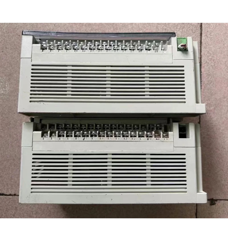 리퍼 PLC DVP64EH00R3 OK