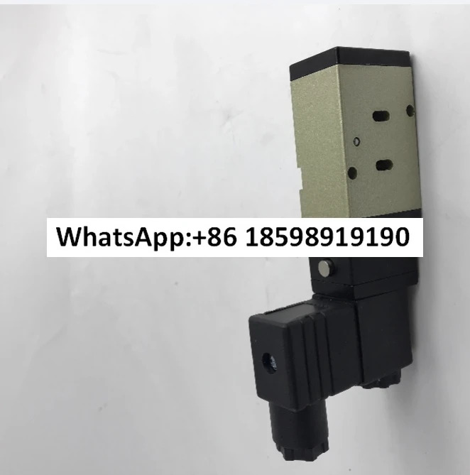 우시 솔레노이드 밸브 2위치 4방향 방향 4V210-08F DC24V AC220V