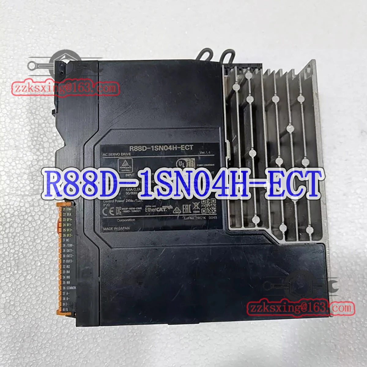 R88D-1SN04H-ECT AC 서보 드라이버 오리지널 -