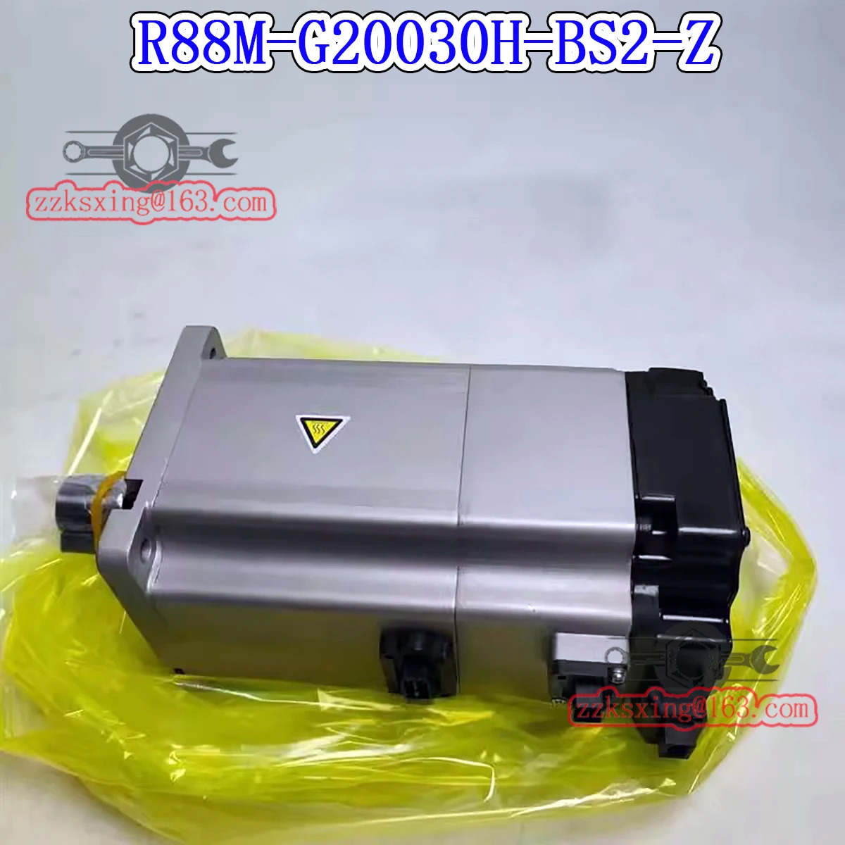 오리지널 AC 서보모터 신 R88M-G20030H-BS2-Z