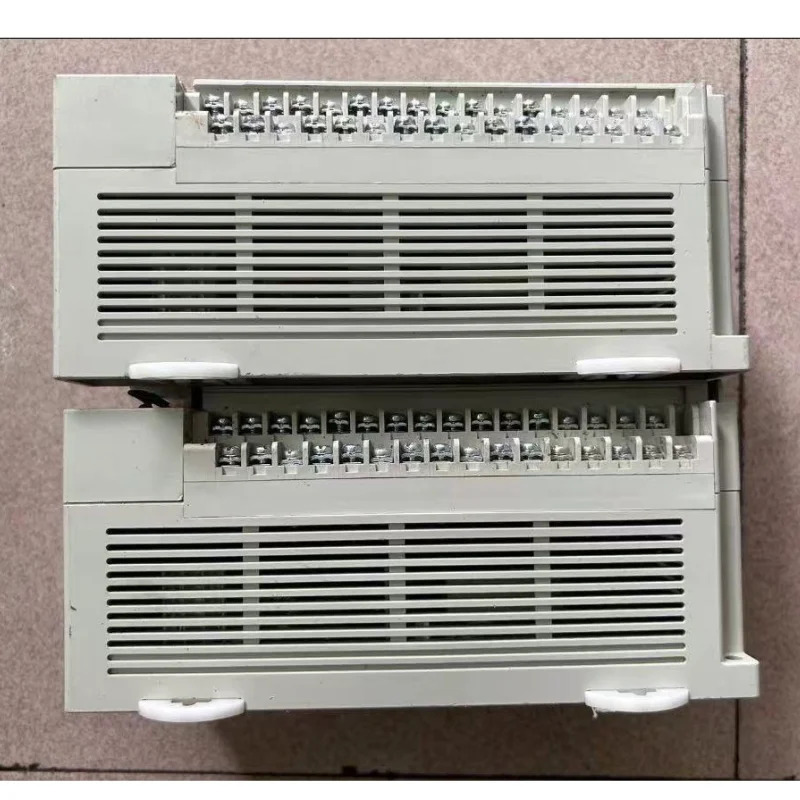리퍼 PLC DVP64EH00R3 OK