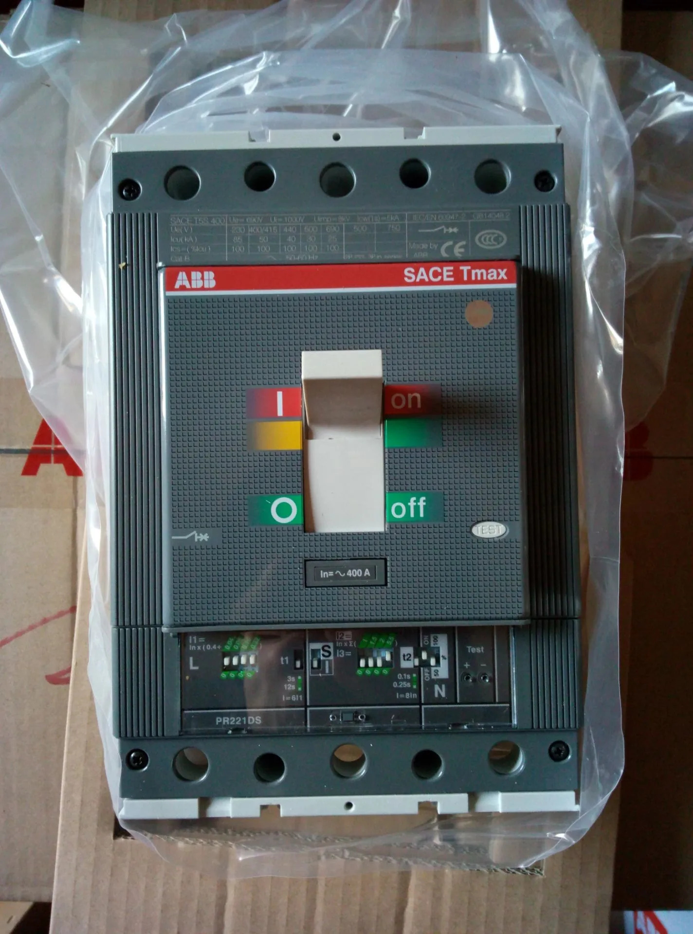 ABB 오리지널 Tmax 몰딩 케이스 회로차단기 T5S630 PR222DS/P-LSI R630 FF 신