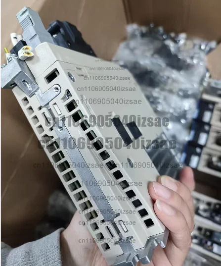 100W 서보 드라이버 SGD7S-R90A00A002 완전 작동 리퍼 완료