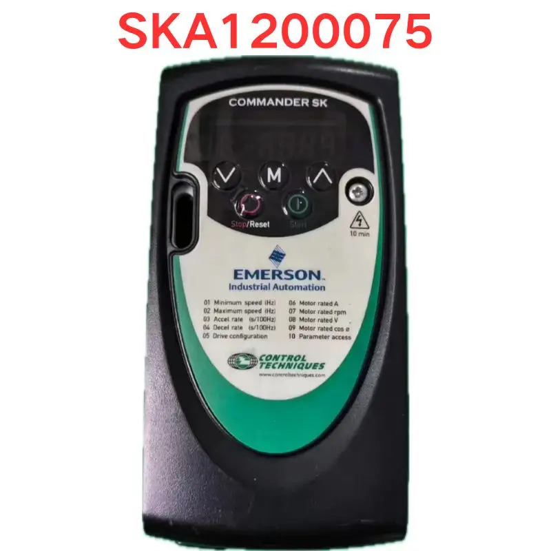 오리지널 SKA 1200075 주파수 변환기 0.75KW 220V