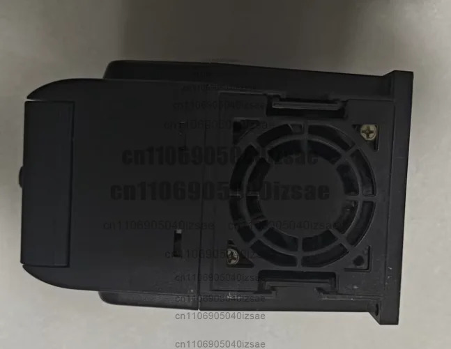 ATV13-2S1R5GH 1.5kw 주파수 변환기는 하게 작동하며 리퍼를 거쳤습니다.