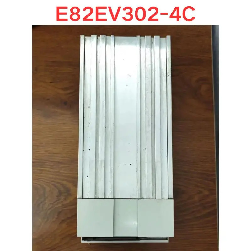 리퍼 E82EV302-4C 인버터 기능 OK