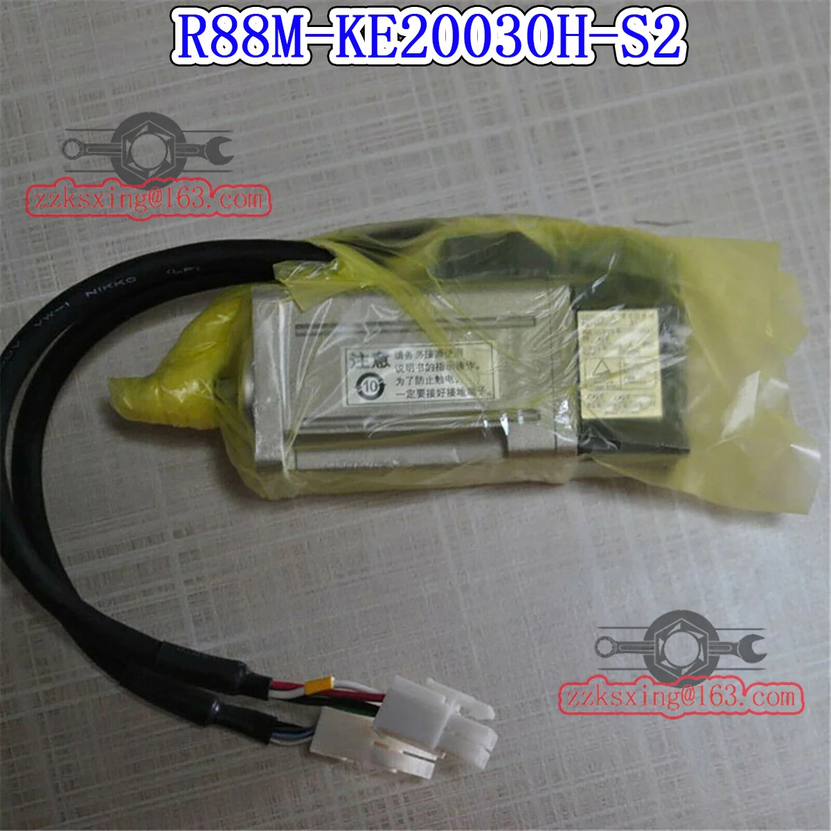 오리지널 AC 서보모터 R88M-KE20030H-S2
