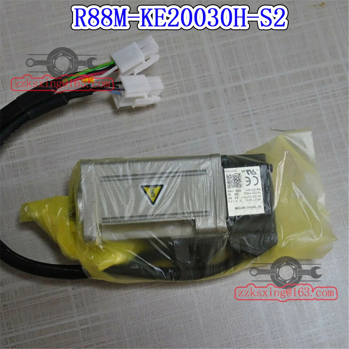 오리지널 AC 서보모터 R88M-KE20030H-S2