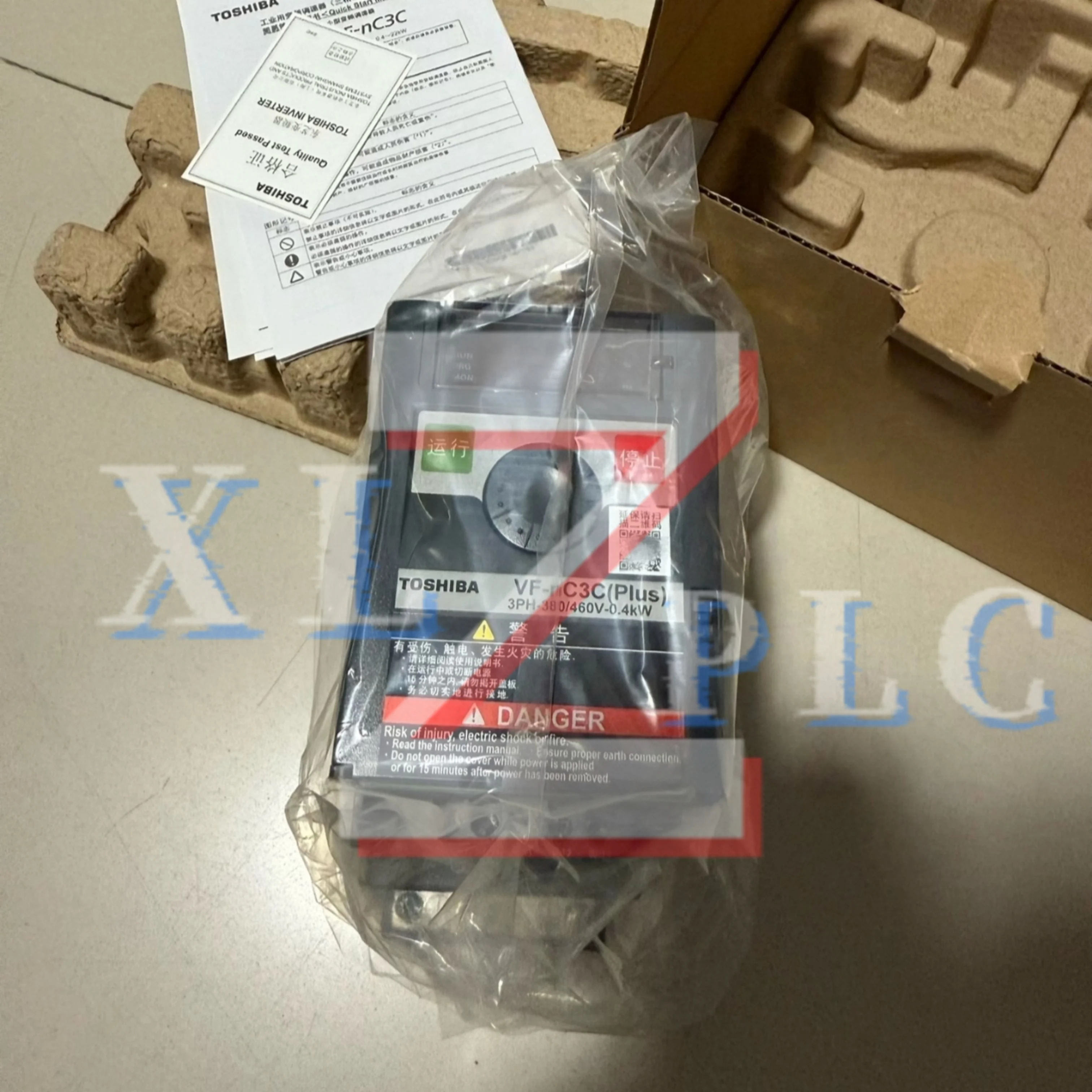 주파수 변환기 원본 VFNC3C-4004P 0.4KW VFNC3C-4007P 0.75KW