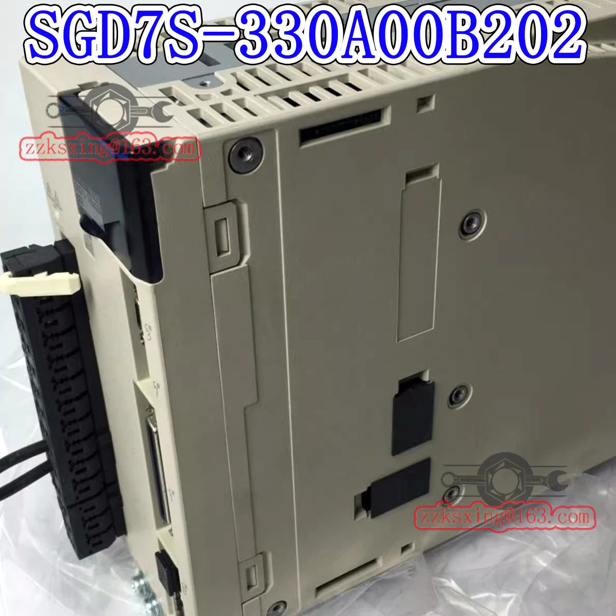 SGD7S-330A00B202 오리지널 AC 서보 드라이버