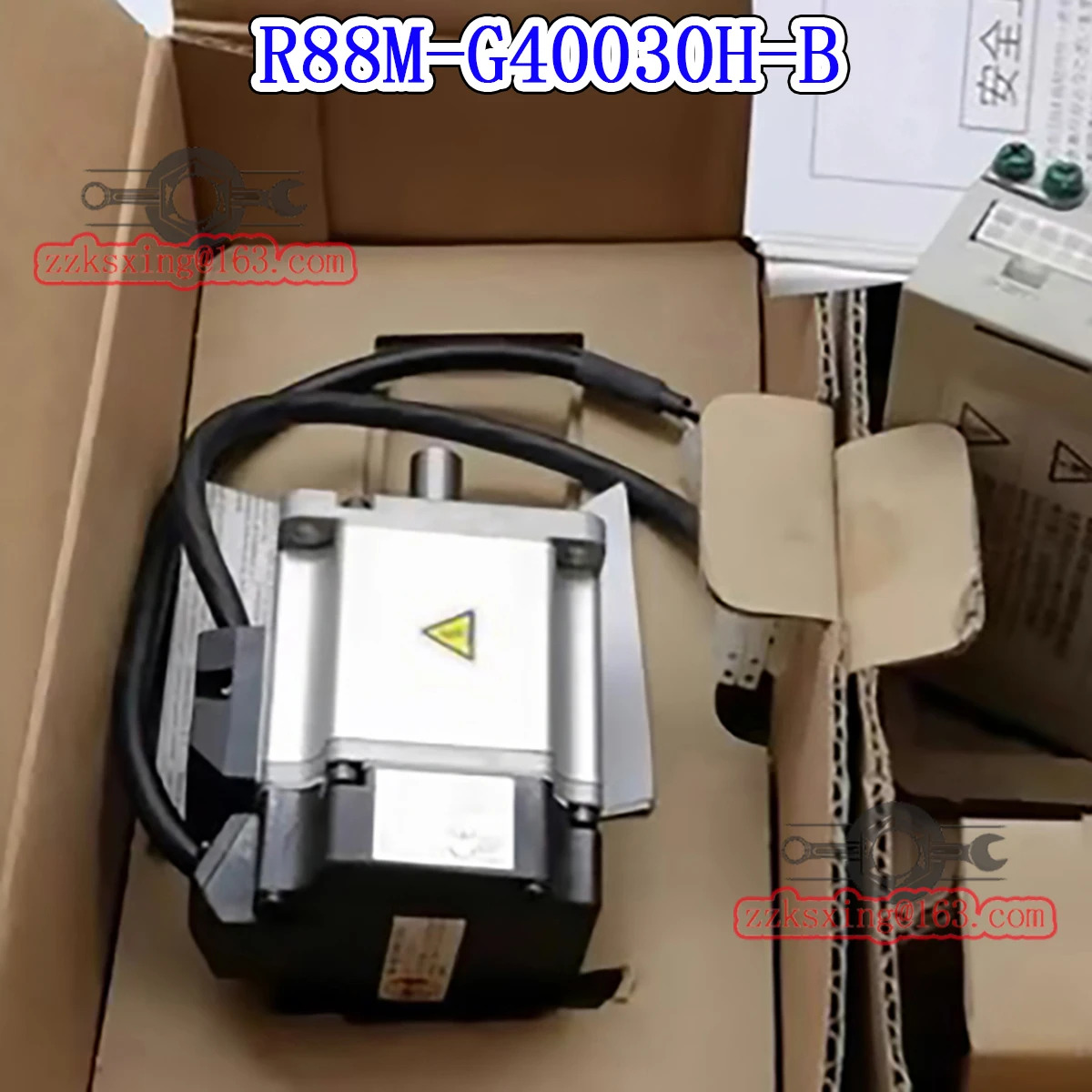 오리지널 AC 서보모터 신 R88M-G40030H-B