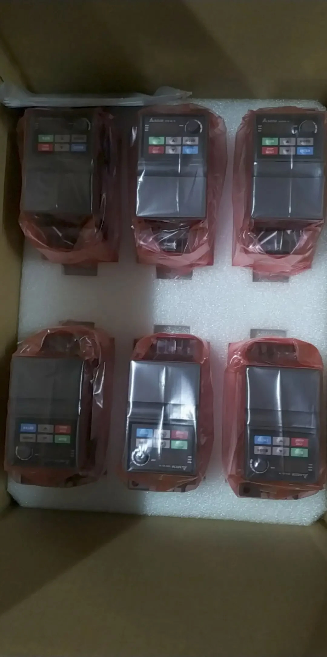 델타 인버터 VFD007EL43W VFD015EL43W VFD022EL43W 0.751.52.2 K380