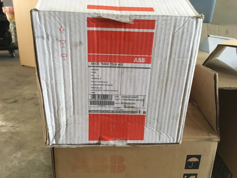 오리지널 ABB Tmax 몰드 케이스 회로차단기 T5H400 PR221DS-LSI R400 FF 신