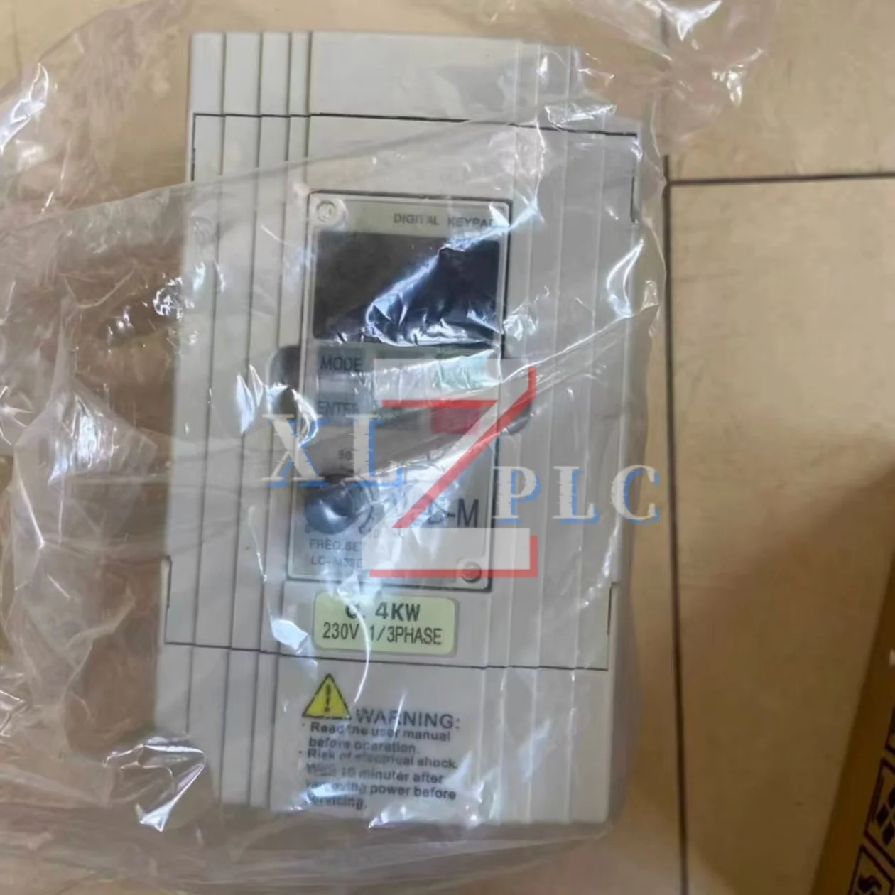 주파수 인버터 VFD004M21A VFD007B21A