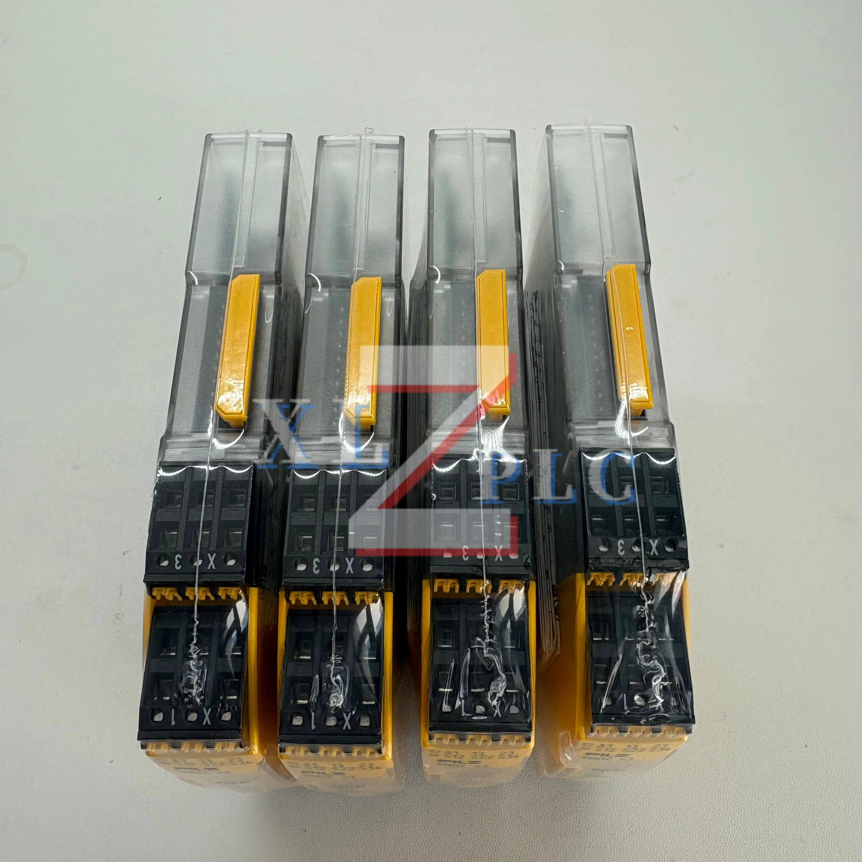 오리지널 751103 PNOZ s3 C 24VDC 2 n-o