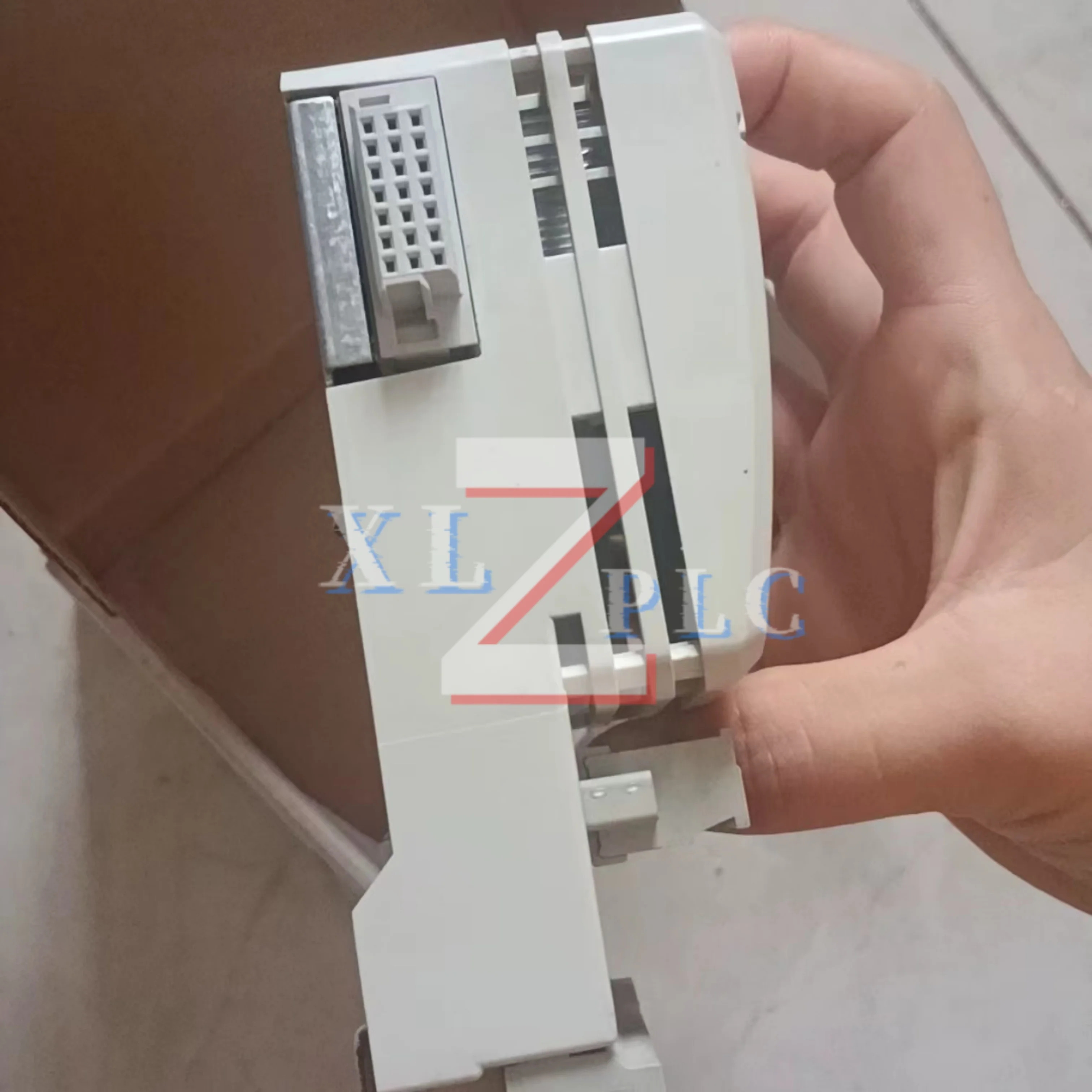 전원 모듈 원본 3BSE018172R1 SB822 3BSE020510R1 DO801 3BSE022366R1 CI801 3BSE030220R1 CI854AK01