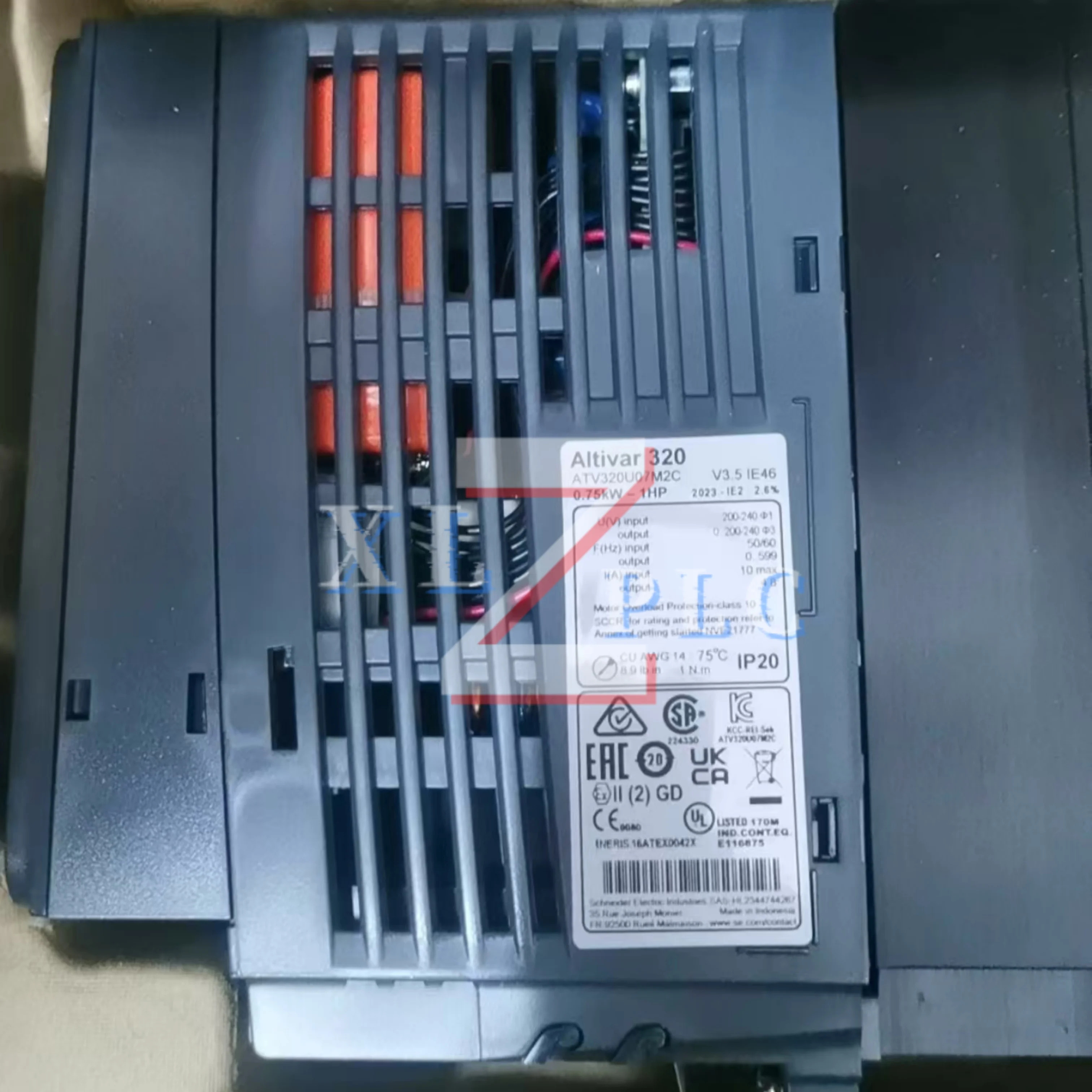 ATV320U06N4C ATV320U07M2C 인버터