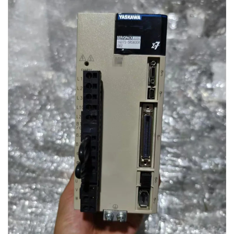 리퍼 7 시리즈 서보 드라이브 SGD7S-5R5A00A0002 OK 750W