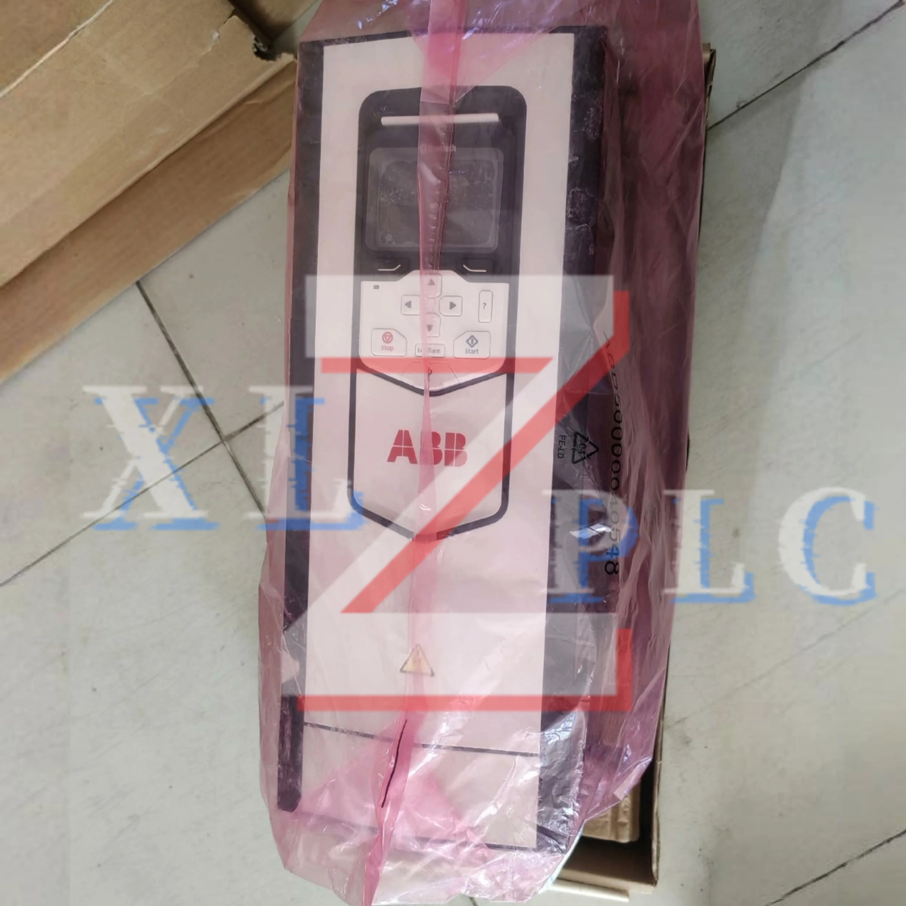 주파수 변환기 ACS880-01-12A6-3 ACS880-01-017A-3 ACS880-01-025A-3 원본