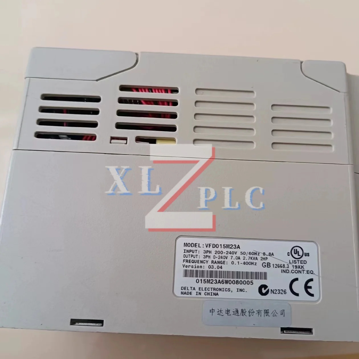 원본 주파수 변환기 VFD015B21A VFD015CP43B-21 VFD015E43A VFD015M21A VFD015M23A