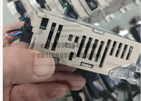 서보 드라이버 SGDV-2R9E11A 완전 작동 리퍼 완료