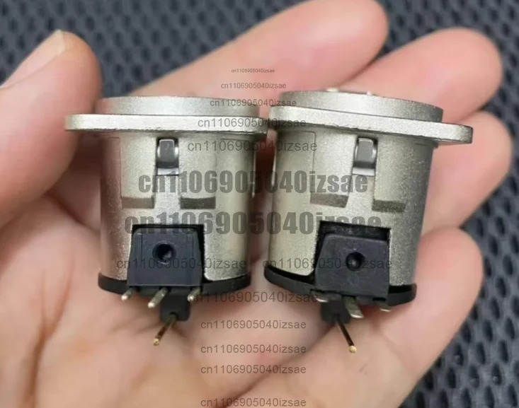 NCD-H 삼코어 XLR 수 암 소켓 밸런스드 헤드