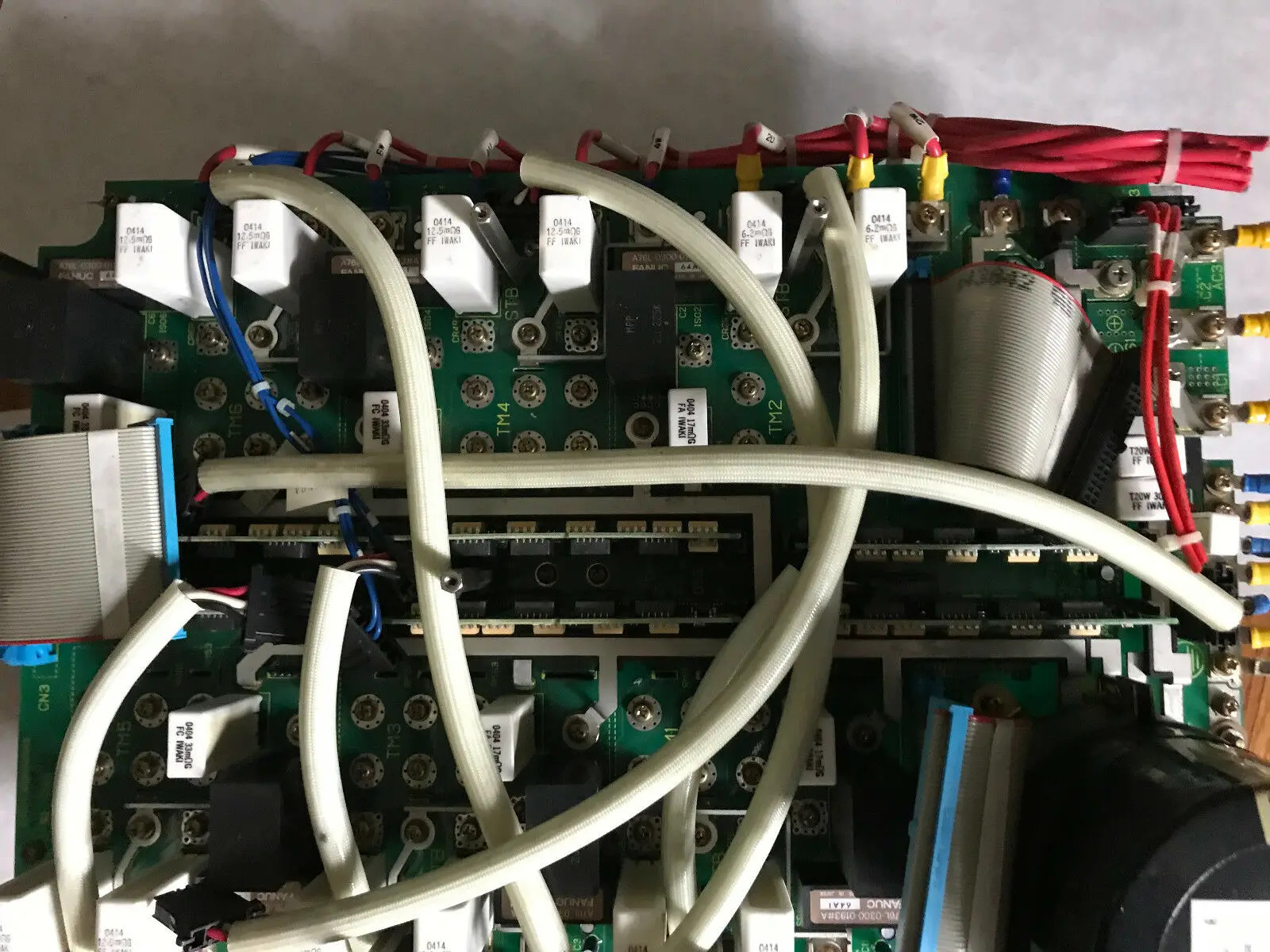 A06B-6076-H106 Fanuc 부품 서보 증폭기 CNC 컨트롤러 A06B 6076 H106