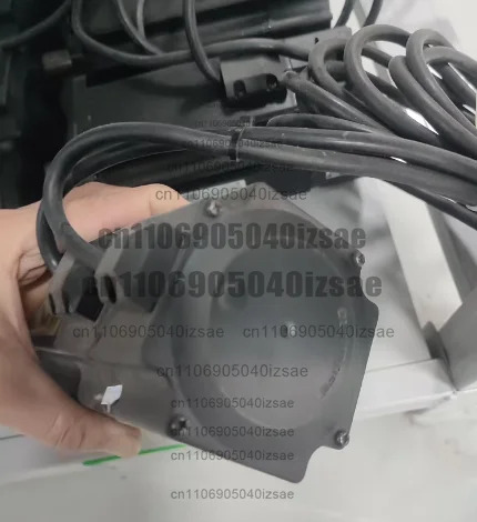 서보모터 1000W ACM8010M2H-B0-D-2M0 완전 작동 리퍼 완료